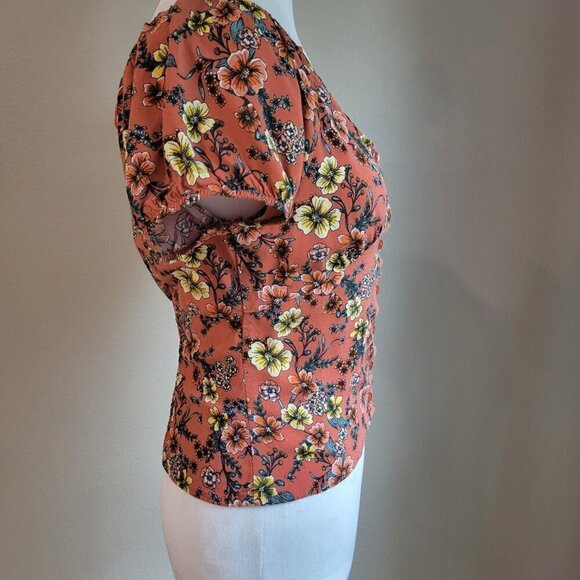 Floral Crop Top Stretch Soft On Shoulder/ Off Shoulder Summer Pink Mauve Buttons - Picture 9 of 12